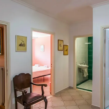 Villa Vparaskevi *