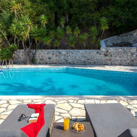 Vparaskevi * Nydri (Lefkada)
