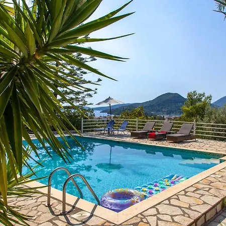 Vparaskevi Vila Nydri (Lefkada)