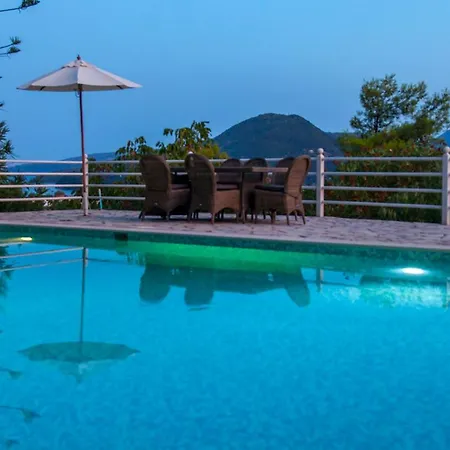 Vila Vparaskevi Nydri (Lefkada)